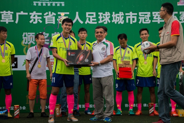 火箭分析师建议伊森借鉴塔克提升自我表现